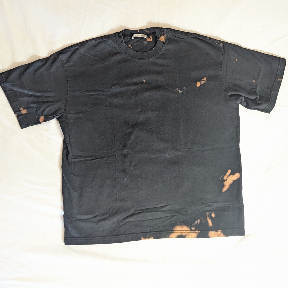 Like-New ZARA T-Shirt - Medium